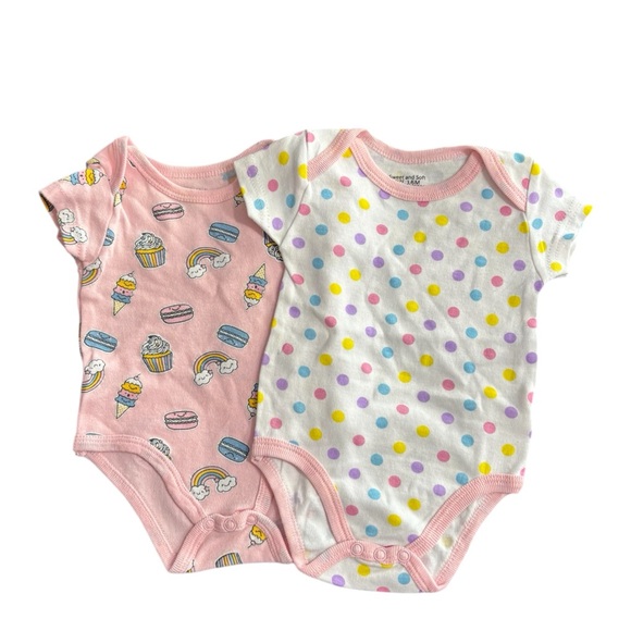 Sweet & Soft NWOT|Girls Colorful Polka Dot and Cupcake Print Kids Onesies |3-6M - Picture 1 of 5